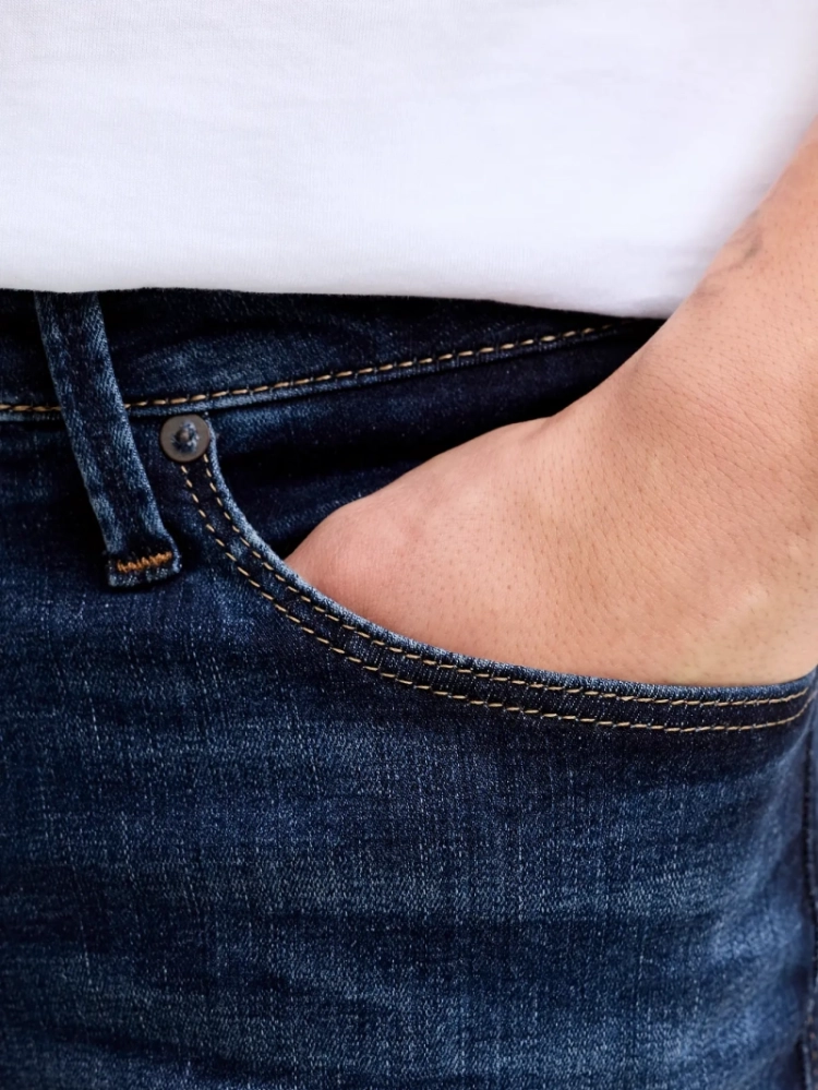  BLUE DENIM