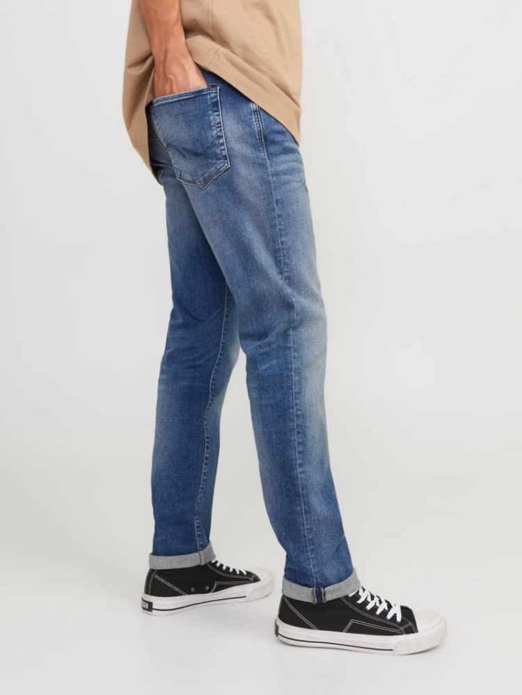  BLUE DENIM
