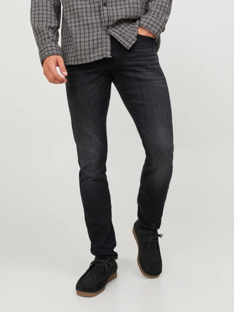  BLACK DENIM