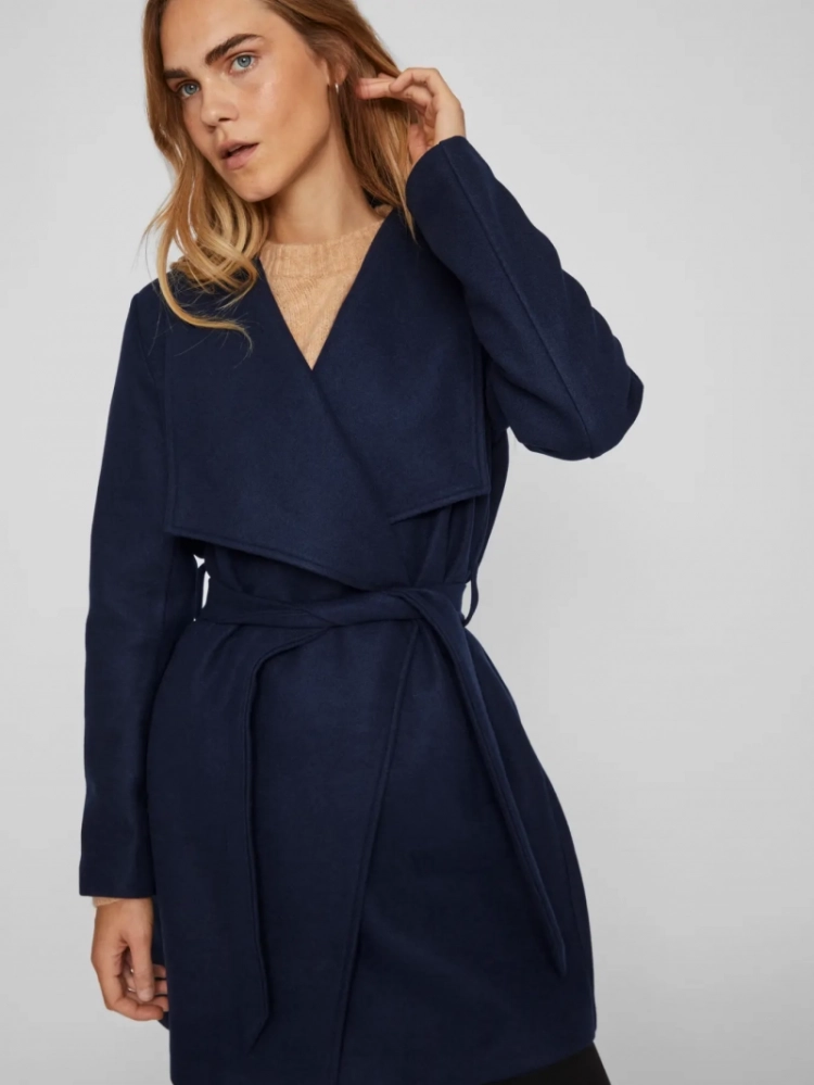 NAVY BLAZER