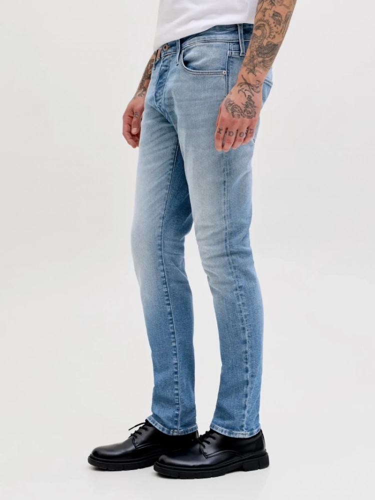  BLUE DENIM