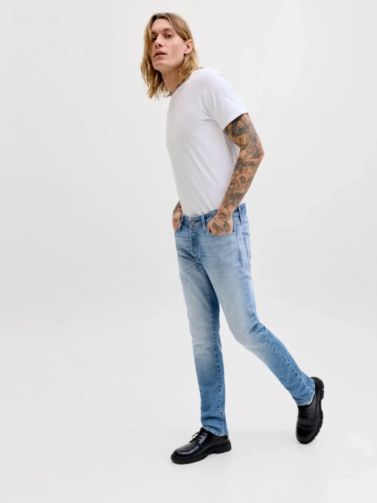  BLUE DENIM